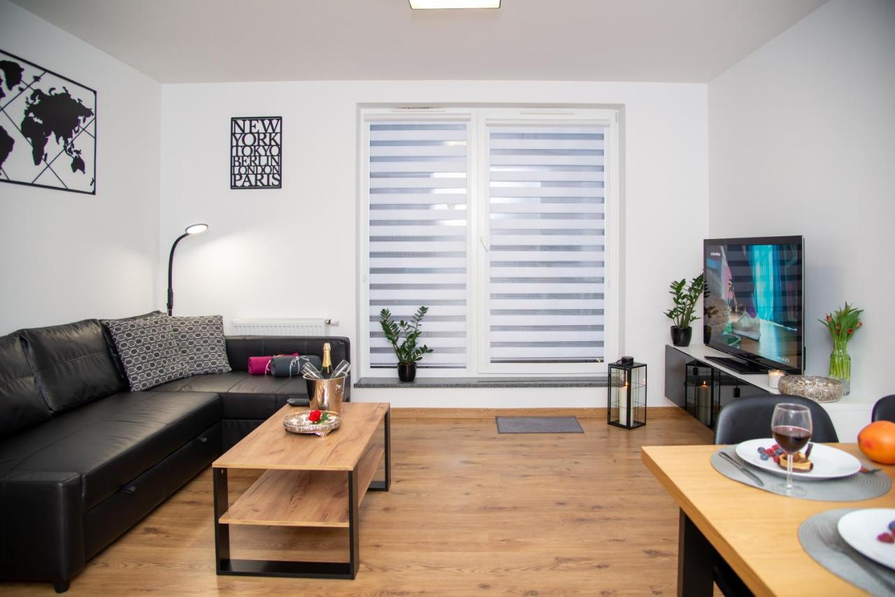 Maya'S Flats & Resorts 49 - Spacious 3 Rooms Apartment In Szafarnia Gdansk Luaran gambar