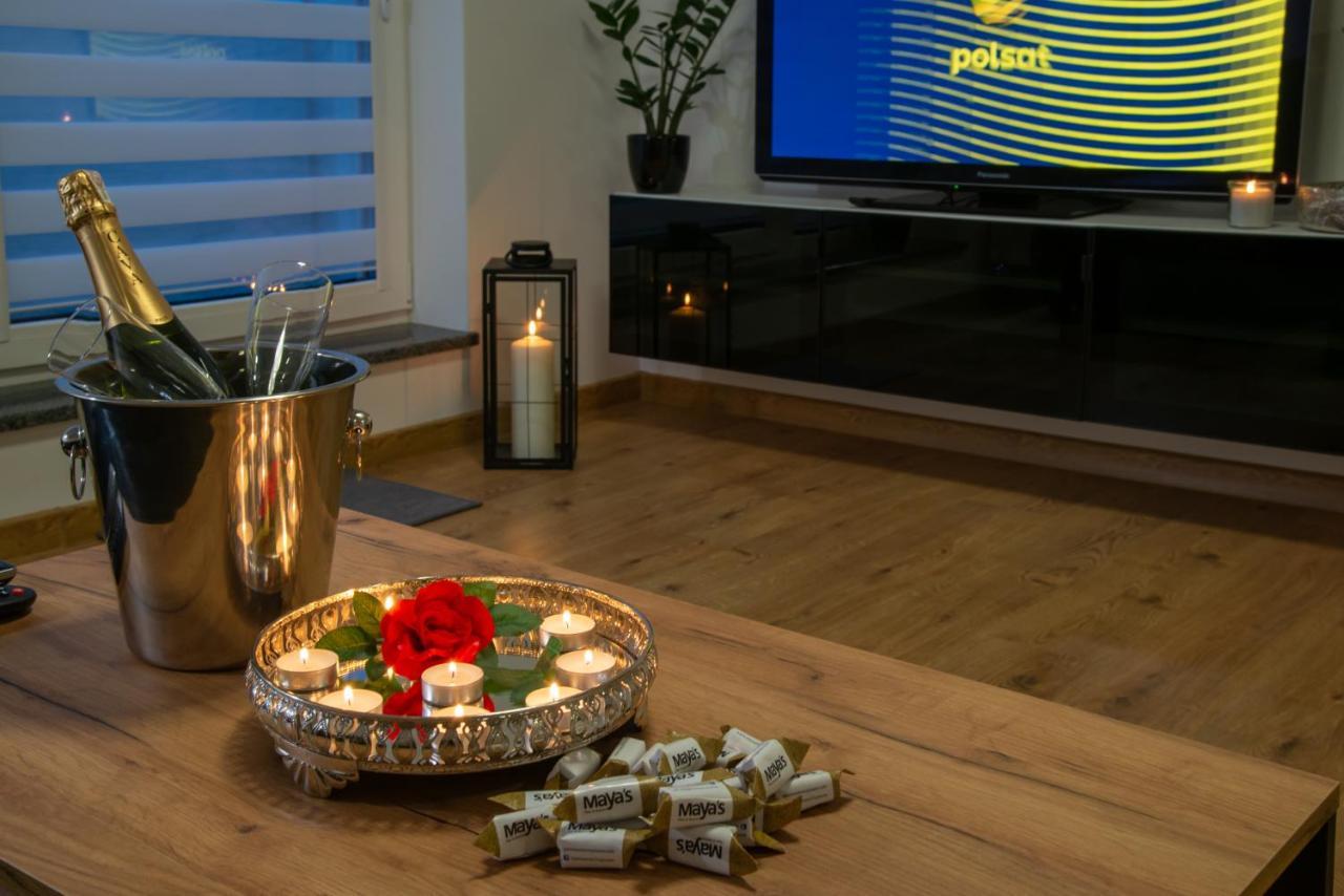 Maya'S Flats & Resorts 49 - Spacious 3 Rooms Apartment In Szafarnia Gdansk Luaran gambar