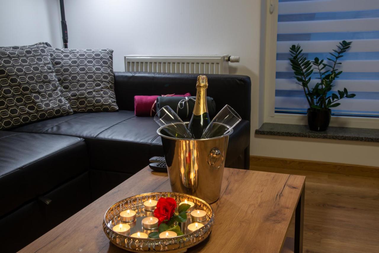 Maya'S Flats & Resorts 49 - Spacious 3 Rooms Apartment In Szafarnia Gdansk Luaran gambar