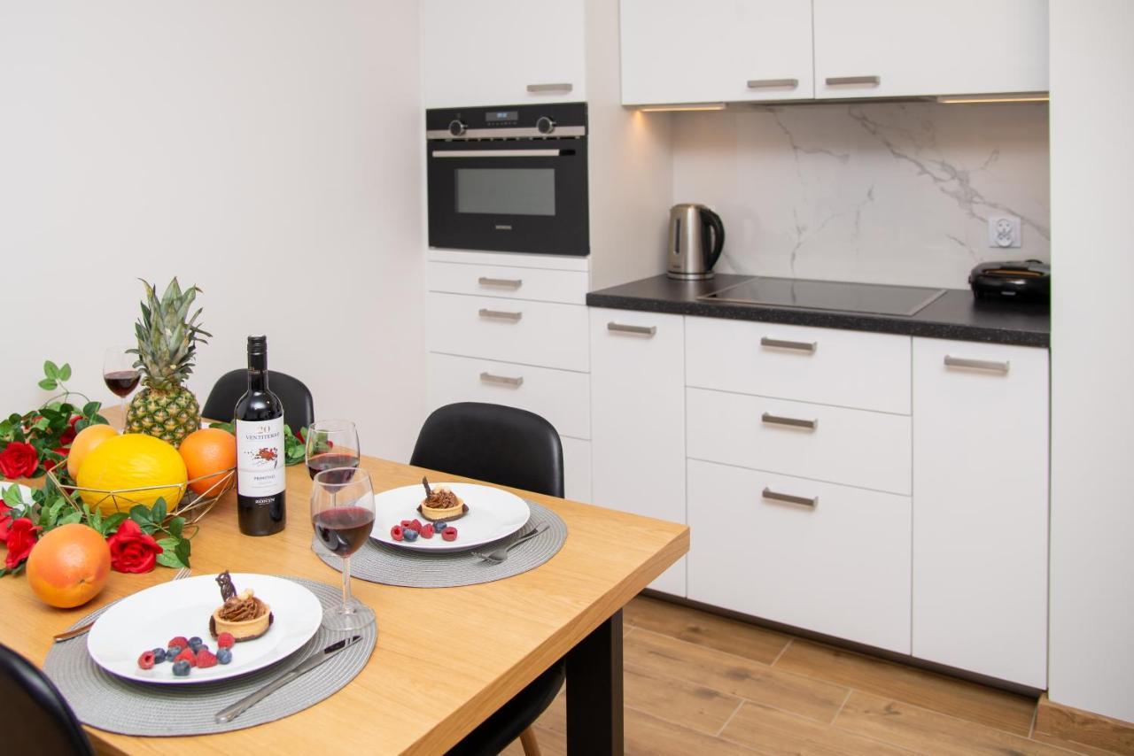Maya'S Flats & Resorts 49 - Spacious 3 Rooms Apartment In Szafarnia Gdansk Luaran gambar